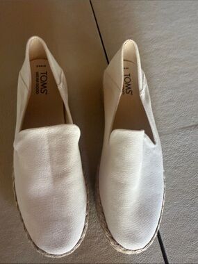 TOMS Carolina Cream Canvas Natural Twill Espadrille Slip-On Flats U.S W8.5